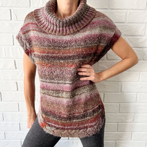 Royal Robbins Sweaters - Royal Robbins multicolour knit funnel neck short sleeve tunic sweater XS